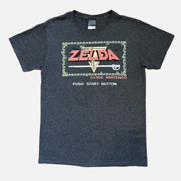 The Legend of Zelda Nintendo T-Shirt on Fruit of The Loom Cotton Blend Small - Picture 7 of 8